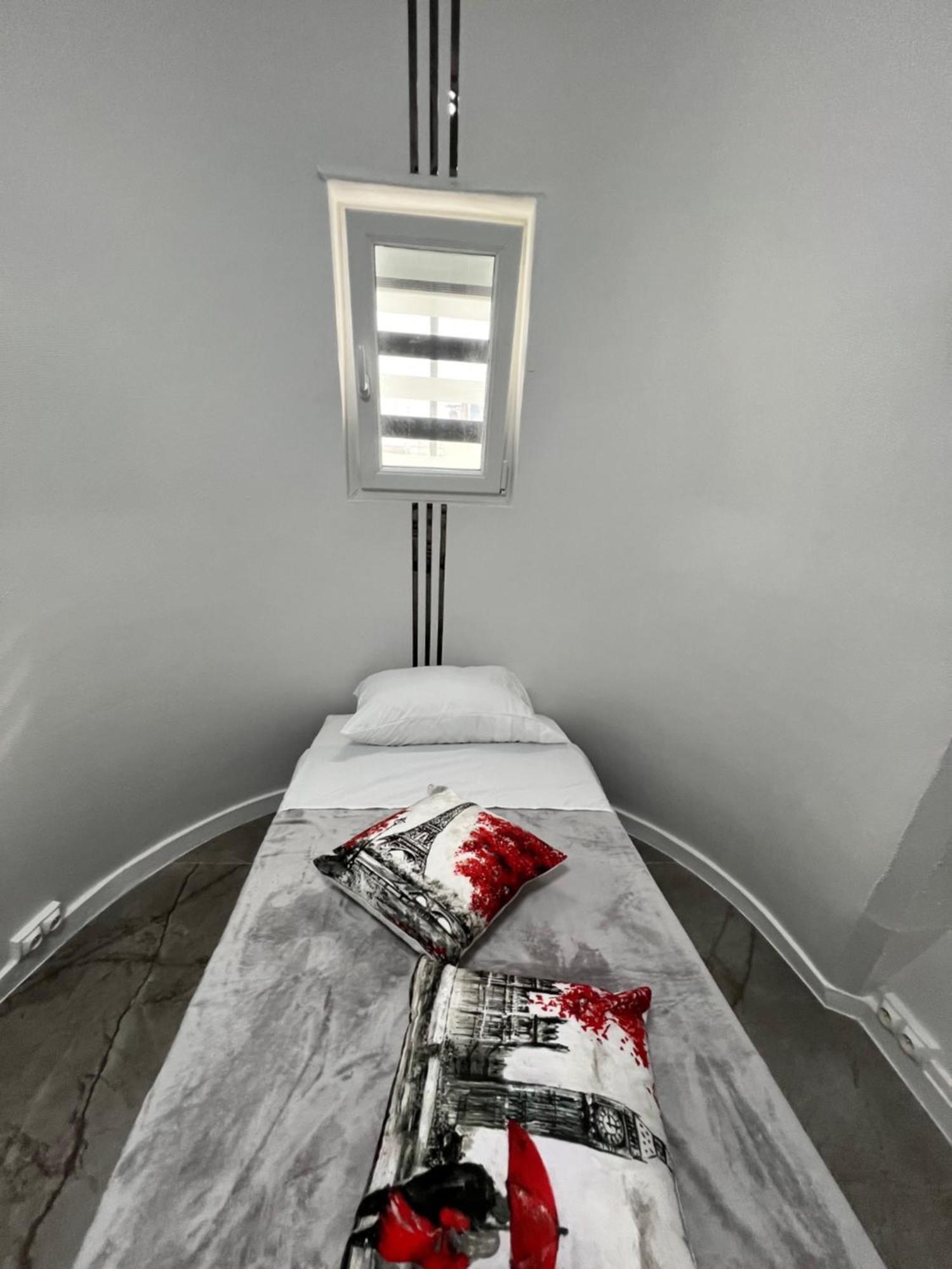 Paris Bastille Bercy Gare De Lyon Chambre Climatisee 9M2 Ideal 1 Pers ,Max 2 Pers Buitenkant foto
