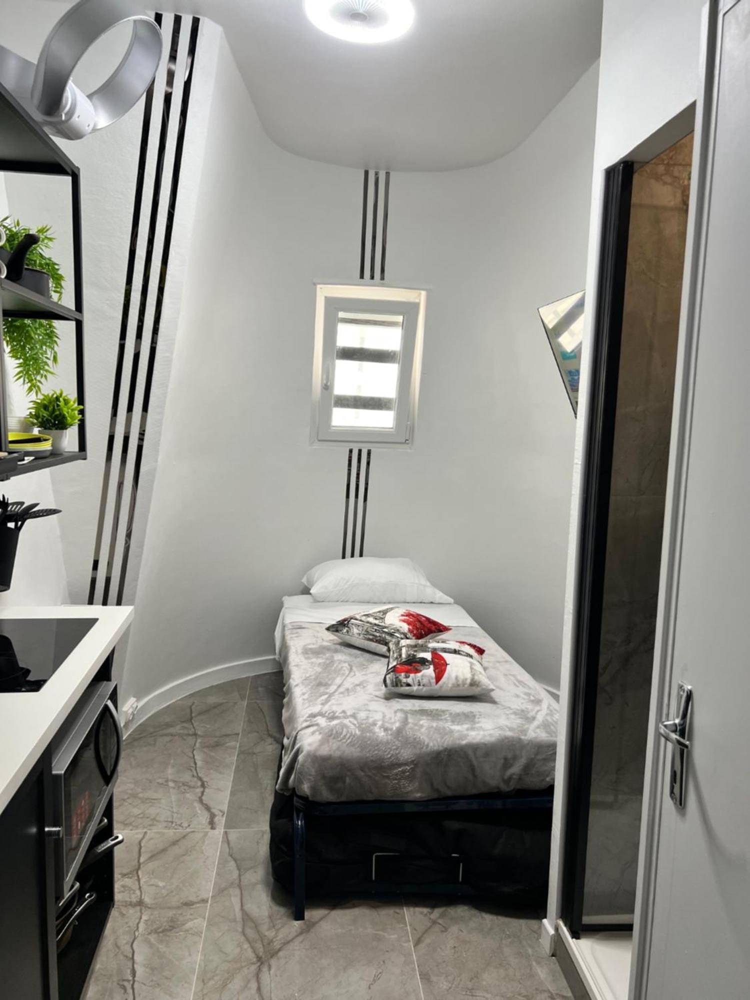 Paris Bastille Bercy Gare De Lyon Chambre Climatisee 9M2 Ideal 1 Pers ,Max 2 Pers Buitenkant foto